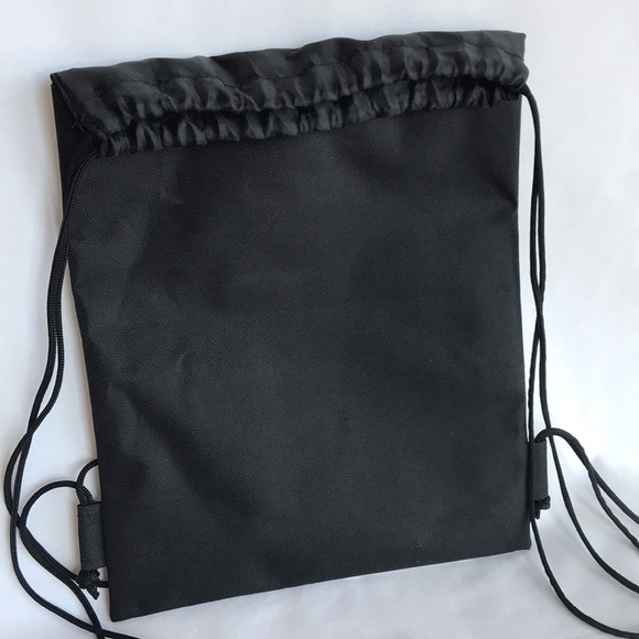 Disney Mickey Mouse backpack and makeup bag - Picture 5 of 6